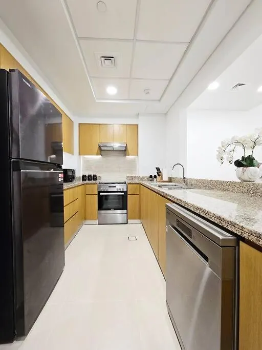 Luxury Downtown Apartment With Burj Khalifa View Dubai