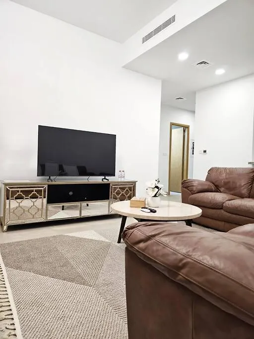 Luxury Downtown Apartment With Burj Khalifa View Dubai